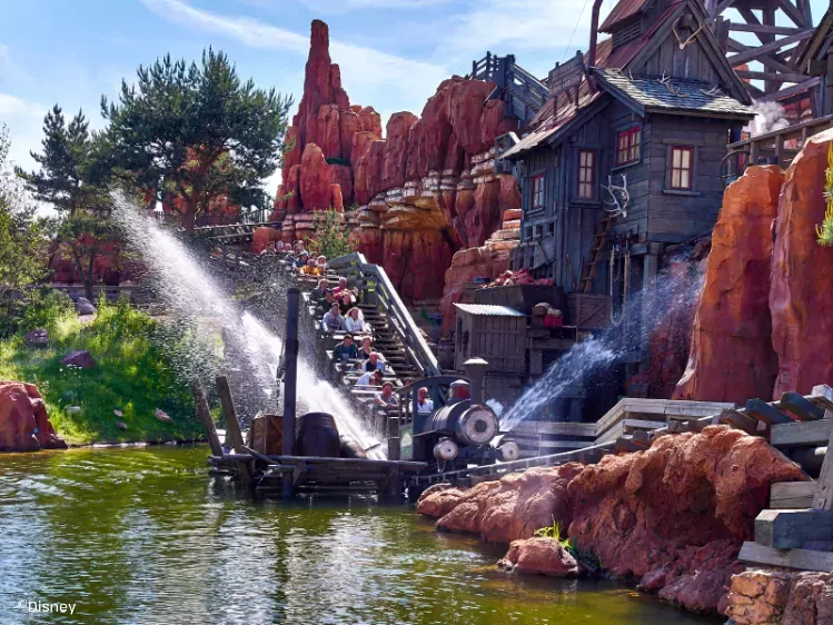 Disneyland Paris - Big Thunder Mountain - Splash