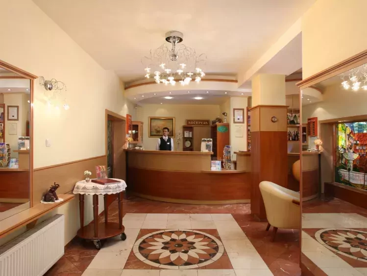 Hotel Bartan - Receptie