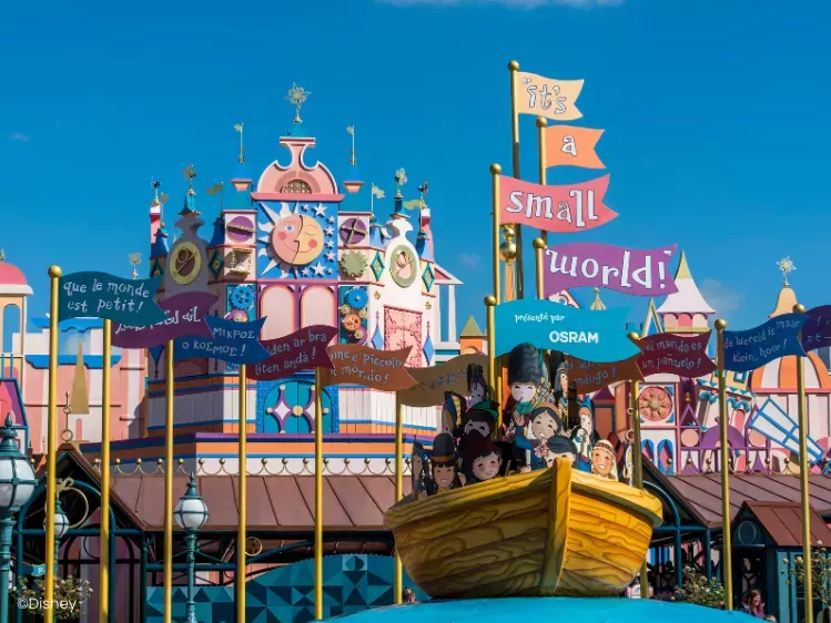 its a small world - Disneyland Park - Disneyland Paris