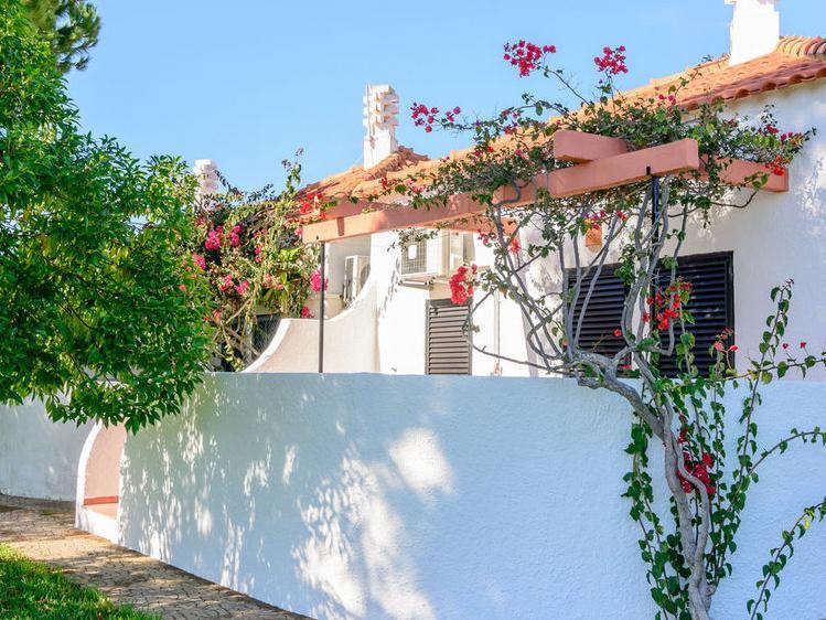 Hotel Pedras da Rainha vooraanzicht