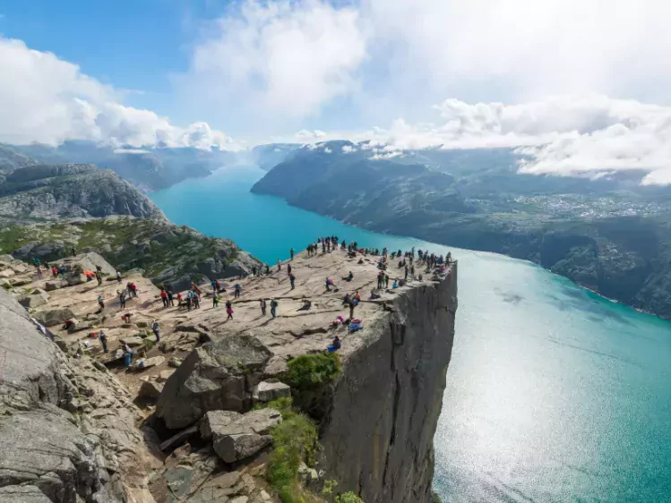 Klif Preikestolen bij de Lysefjord