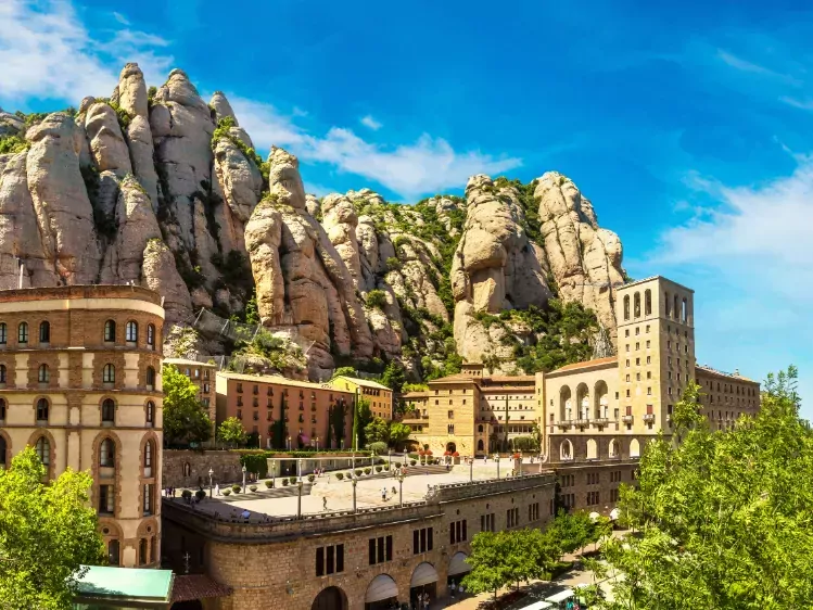 Rotsformaties bij abdij Santa Maria de Montserrat 2