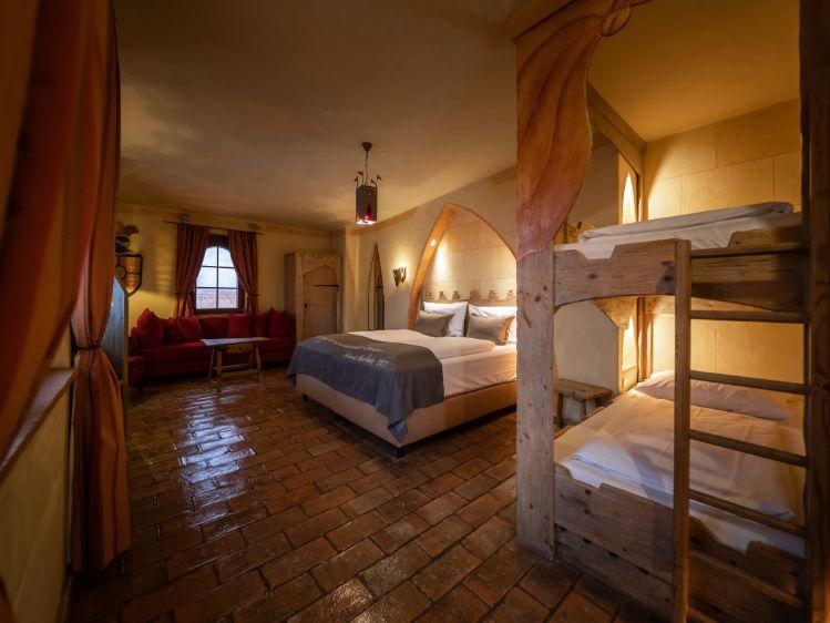 Europa-Park - Hotel Castillo Alcazar**** - 4-persoonsfamiliekamer