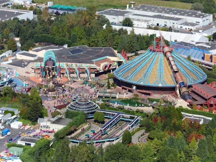 Disneyland Paris - Autopia in Disneyland Park bovenaanzicht