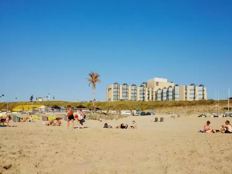 NH hotel Zandvoort ligging hotel