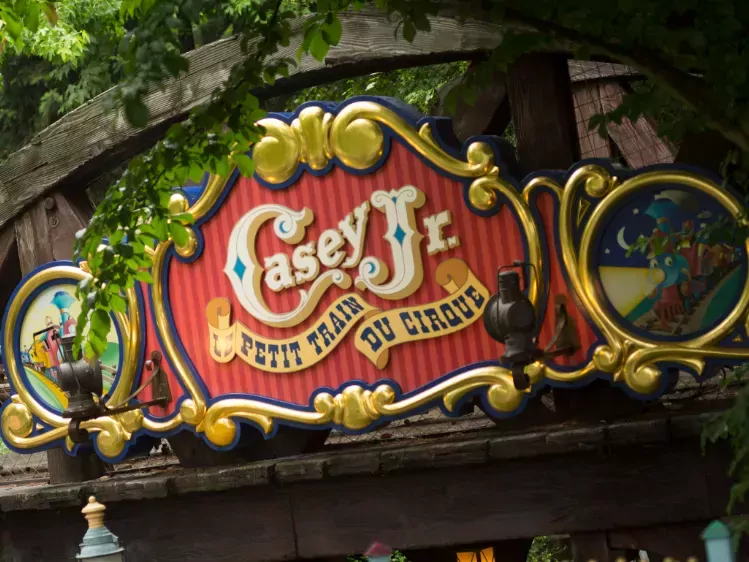 Disneyland Paris - Casey Jr. - le Petit Train du Cirque - sign