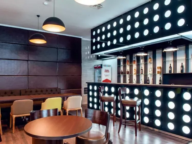 Bar van Bridges Hotel in Bishkek