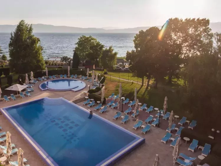 Hotel resort Metropol Ohrid Zwembad
