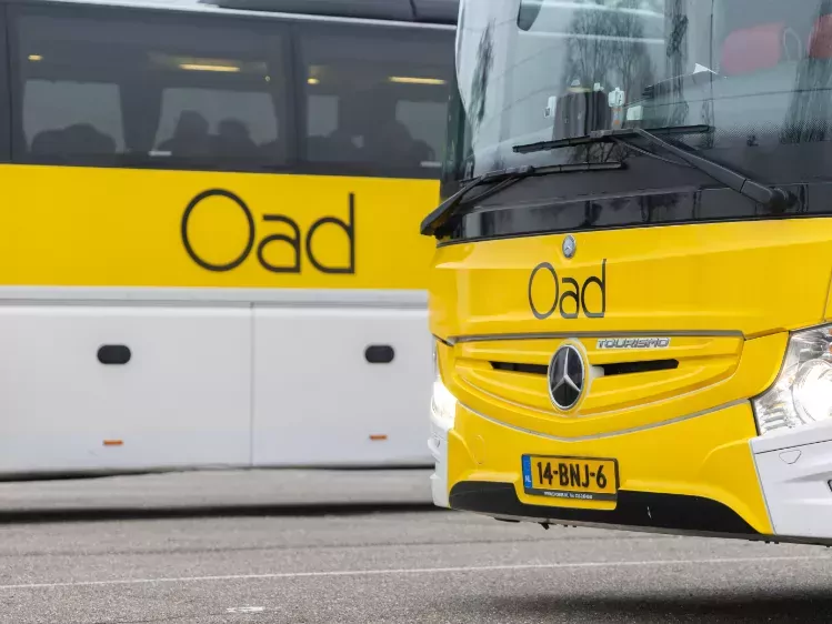 Oad bus op overstapplaats in Didam Nederland