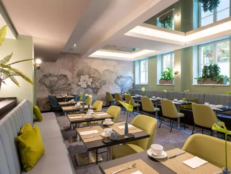 Leonardo Royal Hotel restaurant