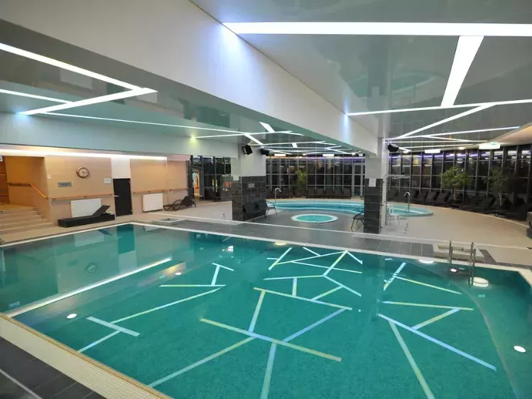 Hotel Eger & Park Eger binnenzwembad