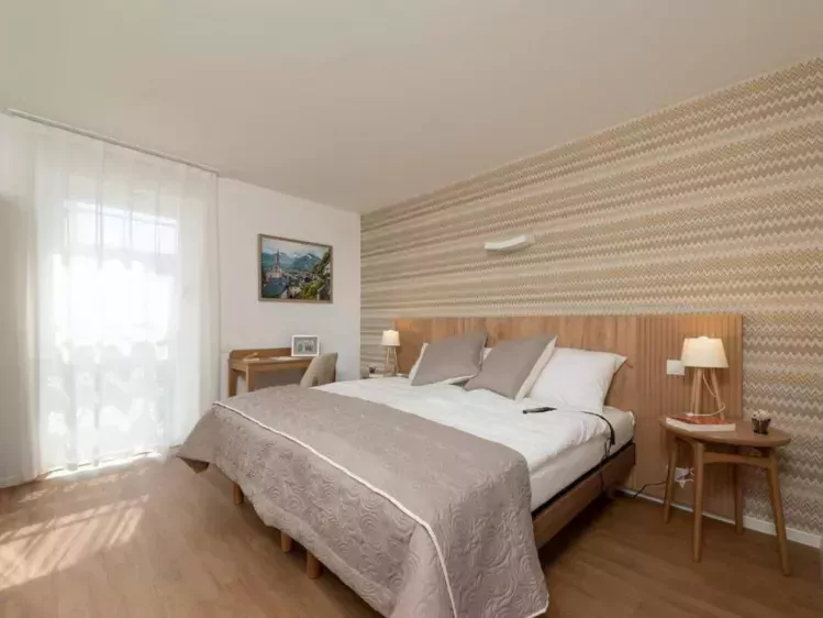 Voorbeeld kamer van Alp Arthotel in Collombey
