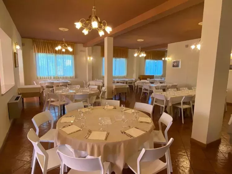 Restaurant in Hotel Torricella