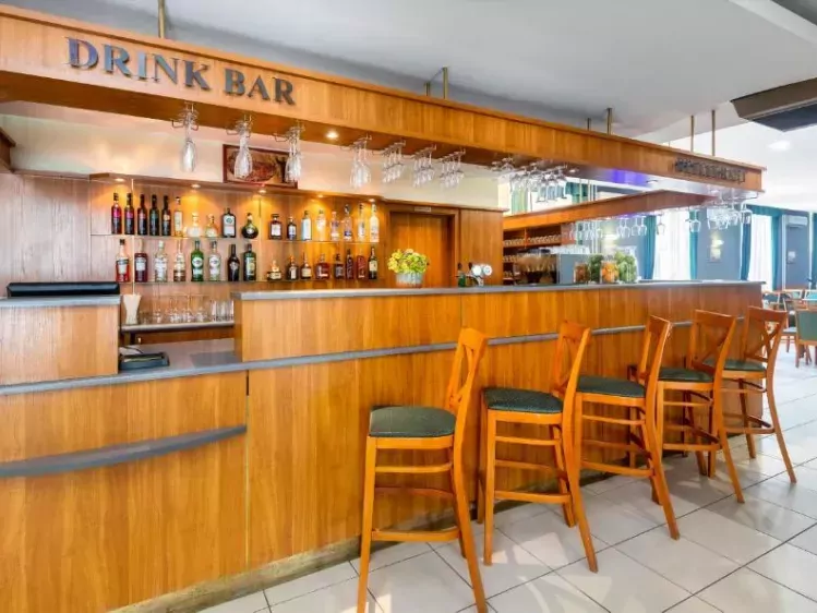 Hotel Millennium bar