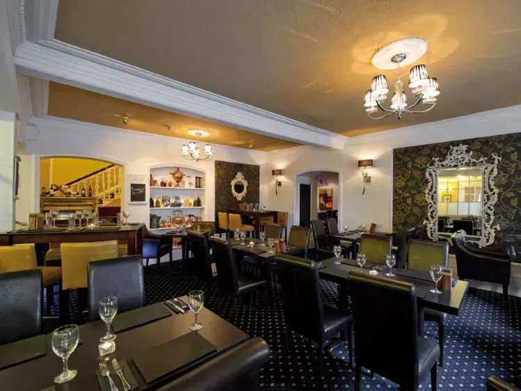 Restaurant Royal and Fortesque