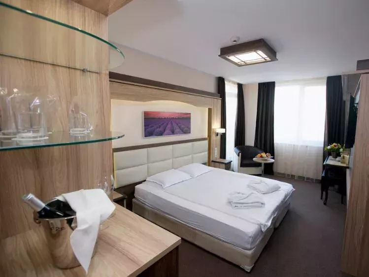Hotel Zoo sofia voorbeeld kamer