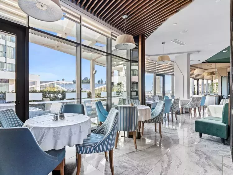 MNG-BRACACERA-RESTAURANT