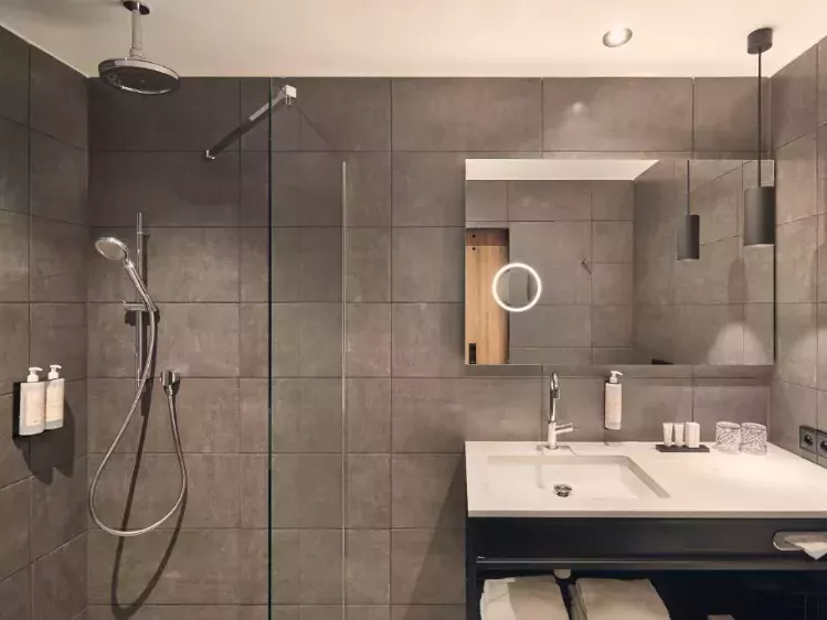 Van der Valk hotel Antwerpen voorbeeld badkamer