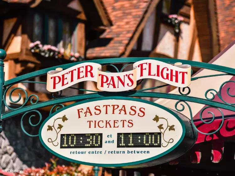 Disneyland Paris - Peter Pan's Flight - Bord bij de ingang van de attractie