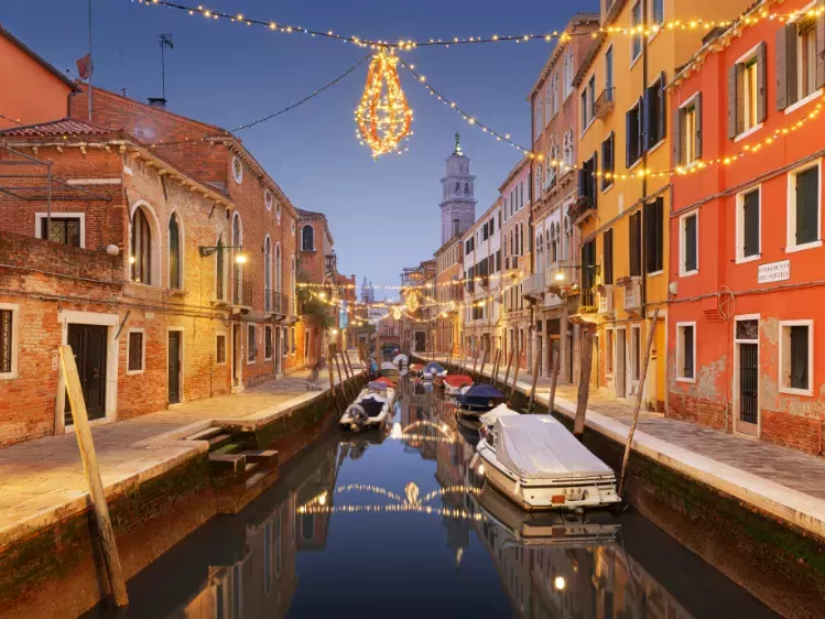 Kerstverlichting in Venetië