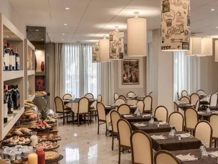 Eetzaal van Hotel Boston in Montecatini Terme