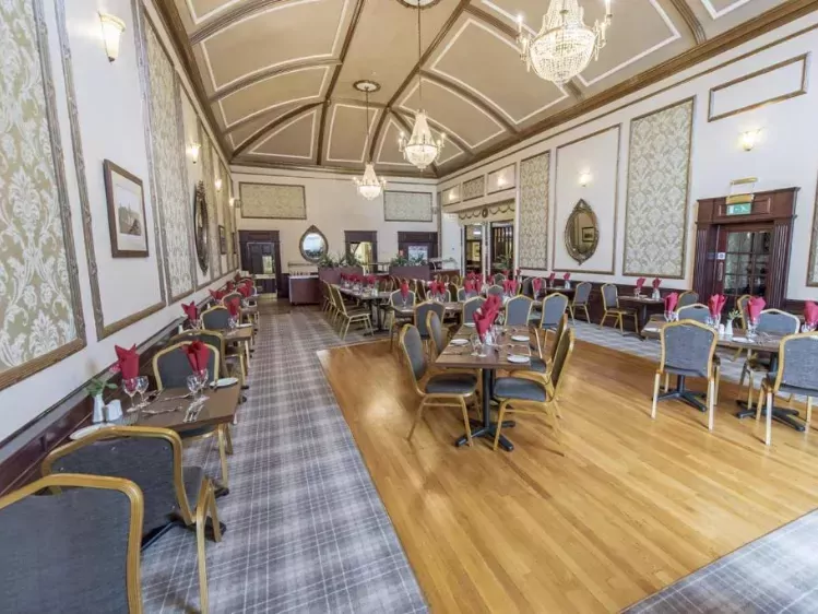 Restaurant  Salutation Hotel