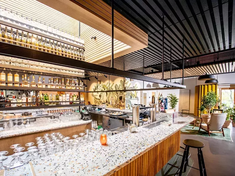 OSNLF37 - NL - LEE - Hotel Notiz - bar