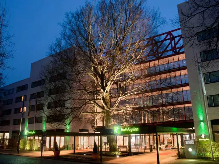Vooraanzicht van Holiday Inn Berlin City West in Berlijn
