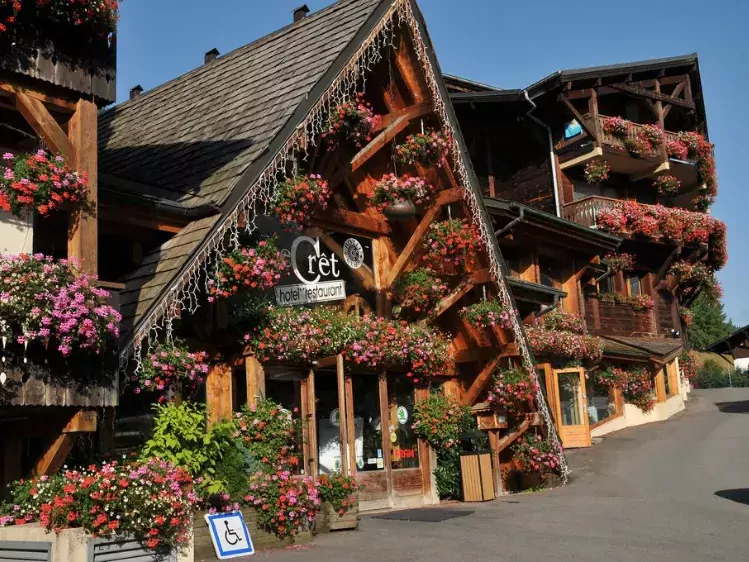 Vooraanzicht van Hotel Le Cret