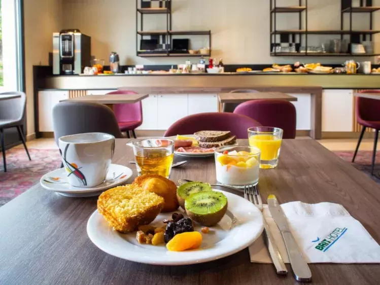 Brit Hotel Caen - Mémorial - Ontbijt