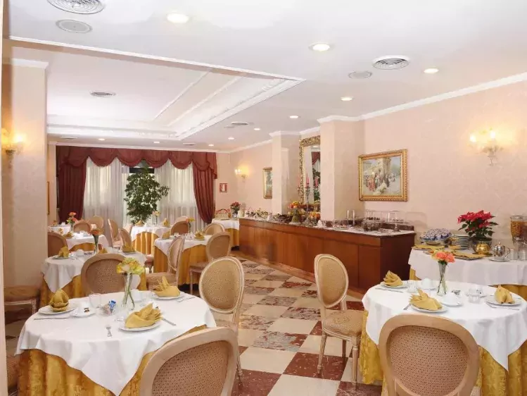 Restaurant van Hotel Principe in Pomezia