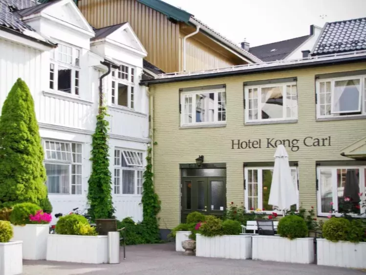 NO-Sandefjord - Hotel Kong Carl - voorzijde