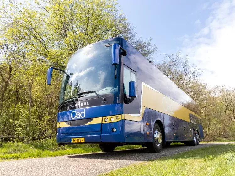 Buitenkant van de Excellent bus van Oad