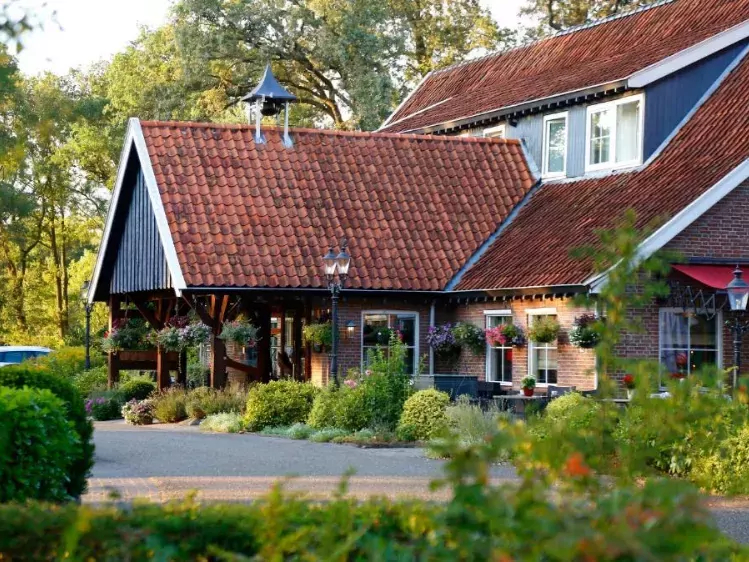 Vooraanzicht Hotel Het Ros van Twente