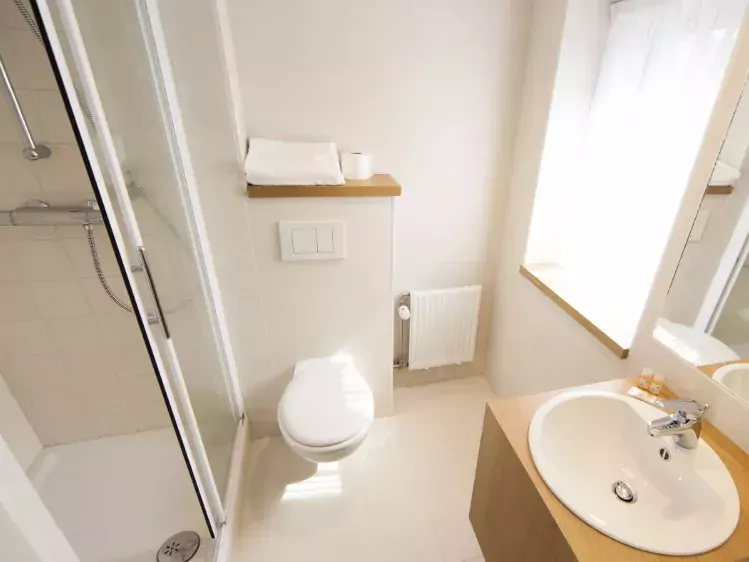 ACC - BE - EUP - Kloster Heidberg - badkamer