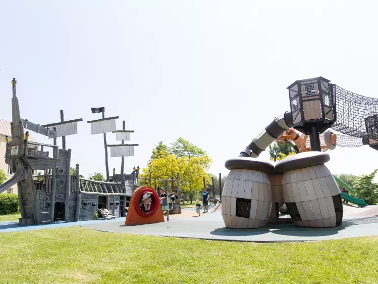 Explorers Hotel in Disneyland Paris - Buitenspeeltuin