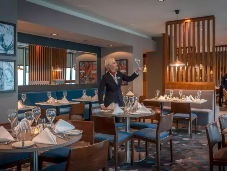 ie-claytonhotel-restaurant