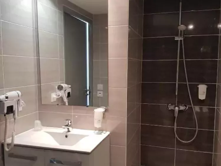 Voorbeeld badkamer Hotel Les Bruyeres