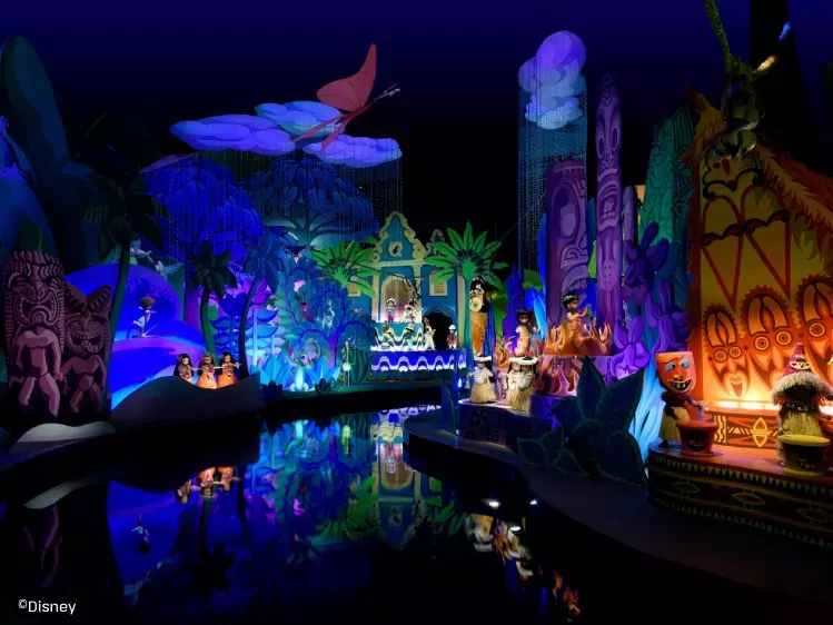 Disneyland Paris - It's a small world - binnen boottocht