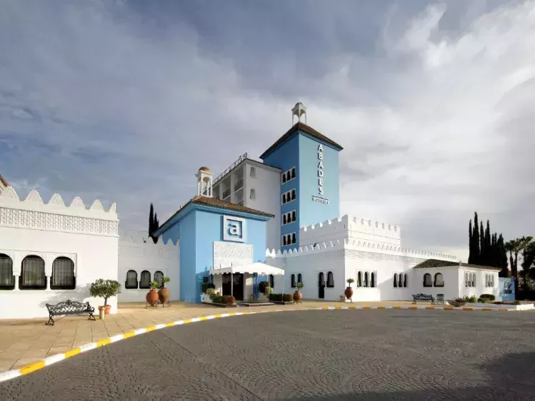 Hotel Abades Benacazón - Vooraanzicht