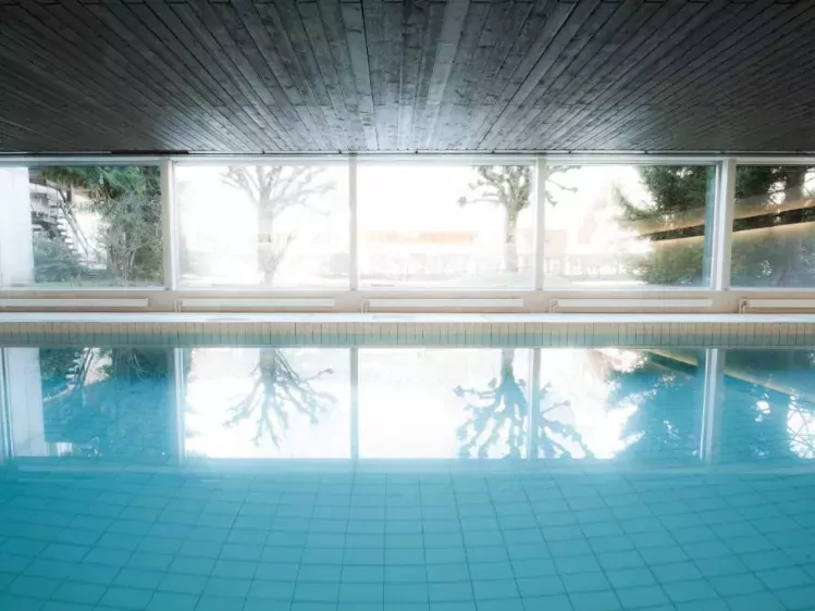 Zwembad van Hotel Wildstrubel in Lenk