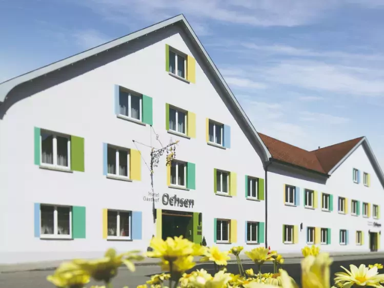 Vooraanzicht van Hotel Ochsen in Kißlegg