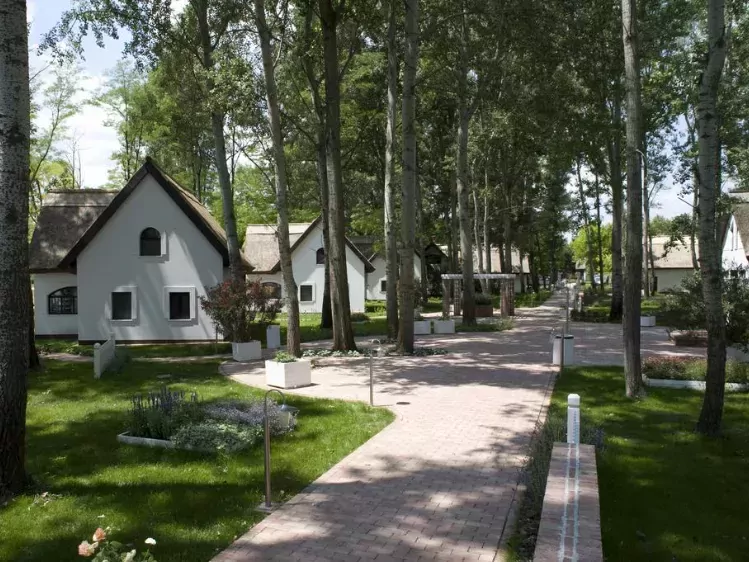 Hotel Varga Tanya Puszta  vooraanzicht huisjes