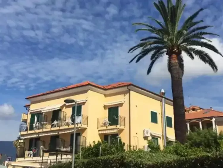Italië - Pietra Ligure/ Borgio Verezzi - Hotel Villa Ada