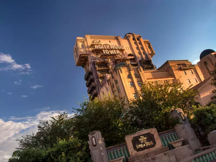 Disneyland Paris - The Twilight Zone Tower of Terror buitenaanzicht
