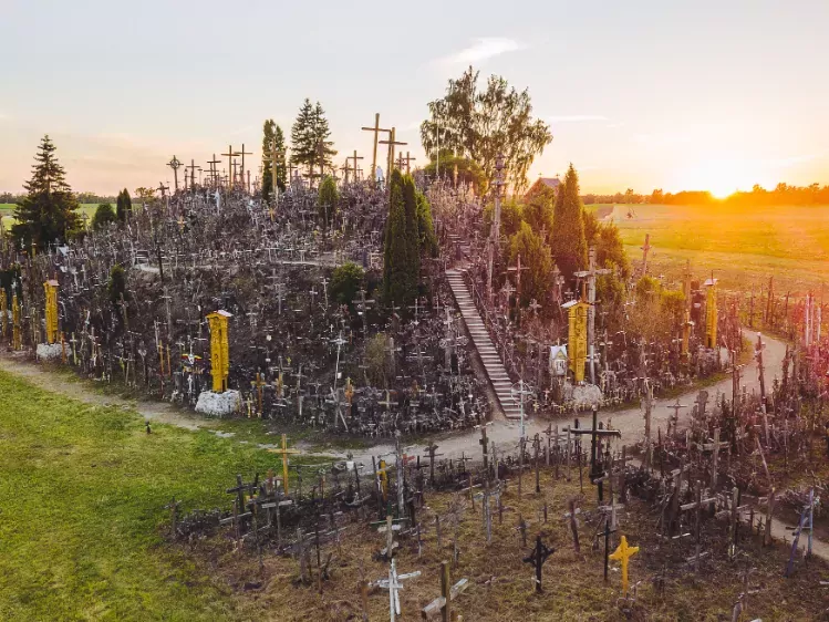 Kruisheuvel in Siauliai 2