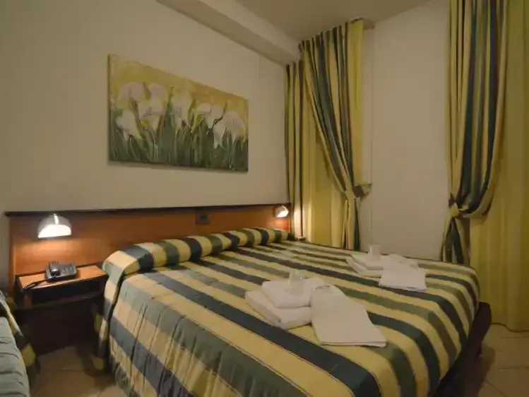 Italië - Pietra Ligure/ Borgio Verezzi - Hotel Villa Ada - voorbeeldkamer