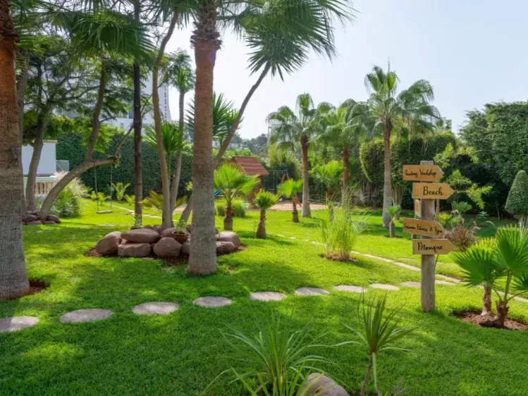 Odyssee Park Hotel - Tuin