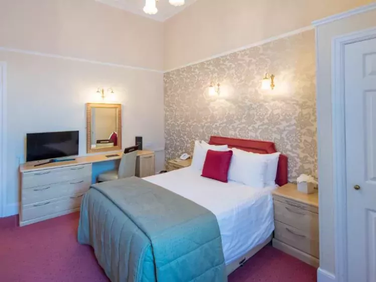 Voorbeeld hotelkamer van The Royal Hotel Bideford
