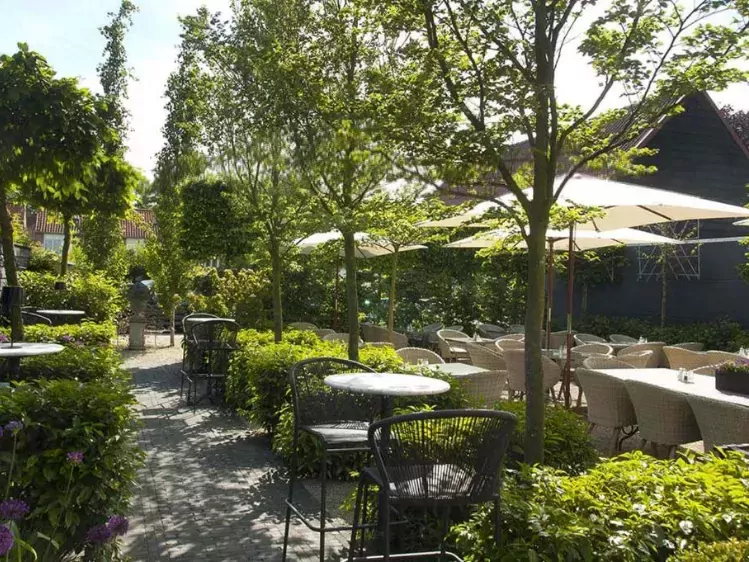 OSNLF06 - NL - WIL - Hotel Mauritz - Terras